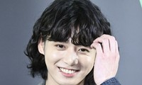Jungkook (BTS) đứng đầu tìm kiếm vì mái tóc lạ