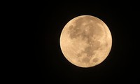 Ngắm trăng tròn 16 đẹp lung linh ở Hà Nội