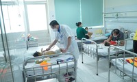 Hà Nội: 10.000 người mắc sốt xuất huyết, cảnh báo &apos;đỉnh dịch&apos; nguy hiểm