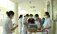 TPHCM: 9 tháng, hơn 1.000 nhân viên y tế công lập nghỉ việc