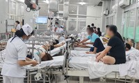 Bệnh nhân cấp cứu dồn dập vào bệnh viện những ngày Tết