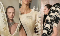 Schiaparelli gây sốc với thiết kế đầm dạ hội được tạo thành từ các bo mạch chủ