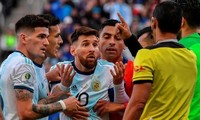 Liên đoàn bóng đá Nam Mỹ nói gì khi bị Messi cáo buộc &apos;dàn xếp&apos;? 
