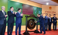 Thủ tướng Nguyễn Xuân Phúc đánh cồng khai xuân chứng khoán năm Kỷ Hợi 