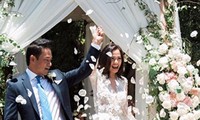 Ngọc Thúy bất ngờ chia sẻ hình ảnh đám cưới với chồng luật sư tại Mỹ.
