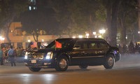 Choáng ngợp dàn siêu xe chở Tổng thống Mỹ Trump về Hà Nội