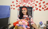 Hoa hậu Tiểu Vy hào hứng tham gia hiến máu tại Chủ nhật Đỏ