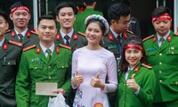 Người đẹp Hoa hậu Việt Nam đồng hành tại Chủ nhật Đỏ