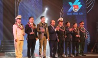 Trao giải 10 Gương mặt trẻ Việt Nam tiêu biểu 2021