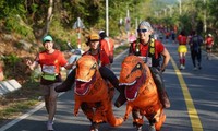 Ấn tượng đường chạy Tiền Phong Marathon 2022