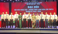 Ban chấp hành mới Hội hữu nghị Việt- Trung. Ảnh: Duy Chiến 