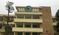 Trường THPT chuyên Lam Sơn 