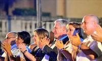 Chủ tịch HĐNN và HĐBT Cuba Miguel Díaz-Canel Bermúdez tham dự Gala "Mãi mãi Fidel". Ảnh: Lê Hà/Pv TTXVN tại Cuba