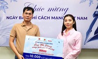 Cùng Tiền Phong nâng bước em tới trường: Tiếp nhận 10.000 suất bảo hiểm tai nạn cho học sinh 