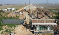 Chậm tiến độ dự án cao tốc Bắc - Nam, nhiều chủ tịch huyện bị phê bình
