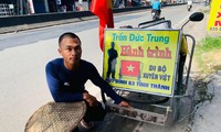  Chàng trai xứ Nghệ làm xe tự chế hút đinh trên hành trình đi bộ xuyên Việt