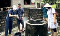 Sau mưa lũ, người dân vùng rốn lũ Nghệ An &apos;khát&apos; nước sạch