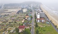 Lên phương án di dời hàng nghìn ngôi mộ cạnh bãi biển đẹp nhất Hà Tĩnh