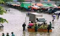 Hàng ngàn ngôi nhà ở Nghệ An bị ngập, 3 người chết do mưa lũ