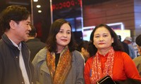 NSND Hoàng Cúc, nghệ sĩ Lê Dũng Nhi hội ngộ tại lễ kỷ niệm 60 năm Hãng phim truyện Việt Nam