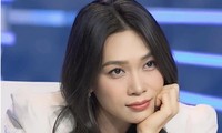 Giám khảo Vietnam Idol háo sắc?