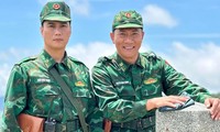 NSƯT Hoàng Hải, Việt Anh chia tay &apos;Cuộc chiến không giới tuyến&apos;