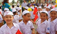 Học sinh lớp 1 toàn quốc tựu trường trước lễ khai giảng 2 tuần