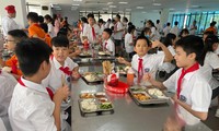 Hà Nội: Gần 100% học sinh đi học, nhiều trường sẽ tổ chức ăn bán trú