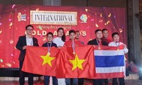 Học sinh Hà Nội tham dự cuộc thi tại Thái Lan