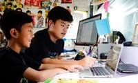 Học sinh Hà Nội sẽ học trực tuyến một tuần trước khi nghỉ Tết - Ảnh: Minh họa