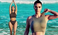 Kim Kardashian tung ảnh bikini ở biển khiến fan trầm trồ