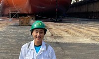 Cô gái 25 tuổi là kỹ sư hàng hải duy nhất trên tàu viễn dương 