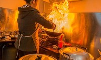 Bánh bao sống, mì đốt cháy của nàng dâu Trung Quốc gây tranh cãi