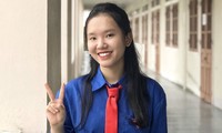 Trần Phương Lê Vy (lớp 12 Văn, Trường THPT Chuyên Hà Tĩnh) là đại biểu trẻ tuổi nhất đoàn đại biểu tỉnh Hà Tĩnh tham dự Đại hội Đoàn toàn quốc lần thứ XII 