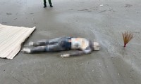 Phát hiện thi thể người đàn ông nước ngoài trôi dạt vào bờ biển Thanh Hóa