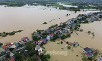 Chủ tịch Hà Nội yêu cầu lãnh đạo thành phố đến các &apos;điểm nóng&apos; lũ lụt chỉ đạo trực tiếp