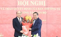 Phó Bí thư Huyện ủy làm Phó Chủ nhiệm Ủy ban Kiểm tra Thành ủy Hà Nội