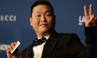 Chủ nhân hit &apos;Gangnam Style&apos; bị chỉ trích vô cảm với nạn ngập lụt