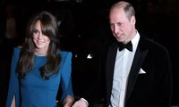 Phản ứng của William và Kate trước khủng hoảng của Hoàng gia Anh