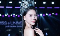 Miss Universe Vietnam trao vương miện giá rẻ, hoa hậu phải xây 10 trường học