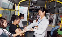 24 tuyến buýt Hà Nội sẽ thanh toán bằng vé điện tử
