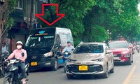 &apos;Vấn nạn&apos; xe khách trá hình Hà Nội: Phố dài 900 mét có 11 văn phòng nhà xe bị đề nghị rút giấy phép