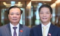 Hai Bộ trưởng Đinh Tiến Dũng và Trần Tuấn Anh được bầu vào Bộ Chính trị