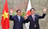 Thủ tướng Phạm Minh Chính và Thủ tướng Nhật Bản Kishida Fumio. (Ảnh Nhật Bắc)