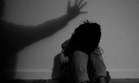 Bắt khẩn cấp đối tượng hiếp dâm bé gái ở TPHCM
