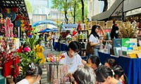 Lễ hội đường sách Tết Quý Mão 2023 TP. HCM thu hút đông đảo bạn trẻ