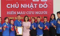 Sinh viên Trường CĐ Đại Việt Sài Gòn hăng hái hiến máu Chủ nhật Đỏ