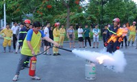 Sinh viên tích cực tham gia hoạt động phòng cháy chữa cháy 