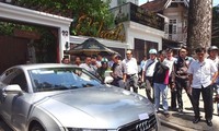 Xe Audi của hoa hậu Thu Hoài bị phạt hành chính 1,6 triệu đồng