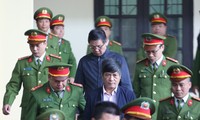 Cựu tướng Vĩnh bị tuyên 9 năm tù, Nguyễn Thanh Hóa lĩnh 10 năm tù